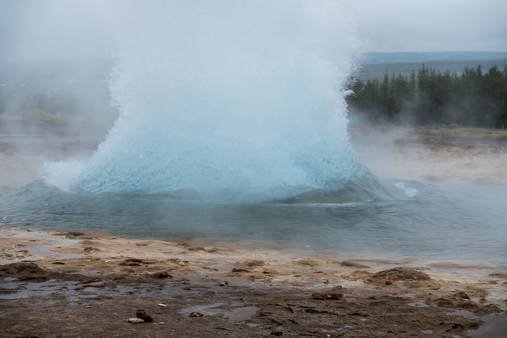 Strokkur Island