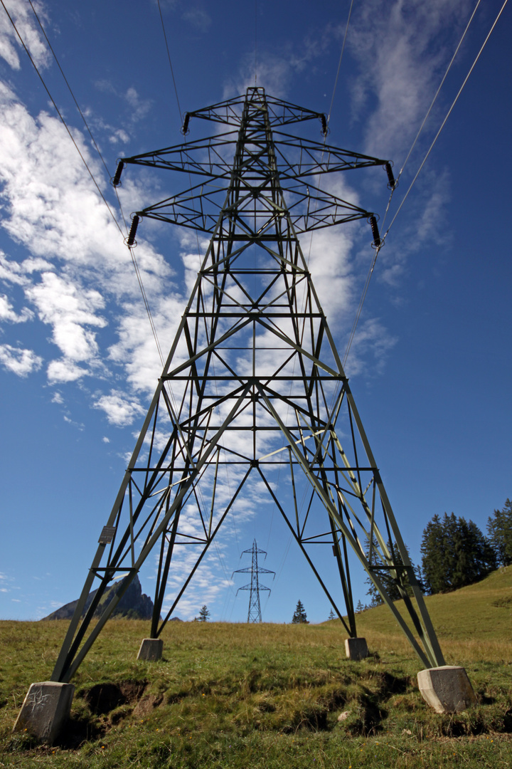 Strom über die Alpen