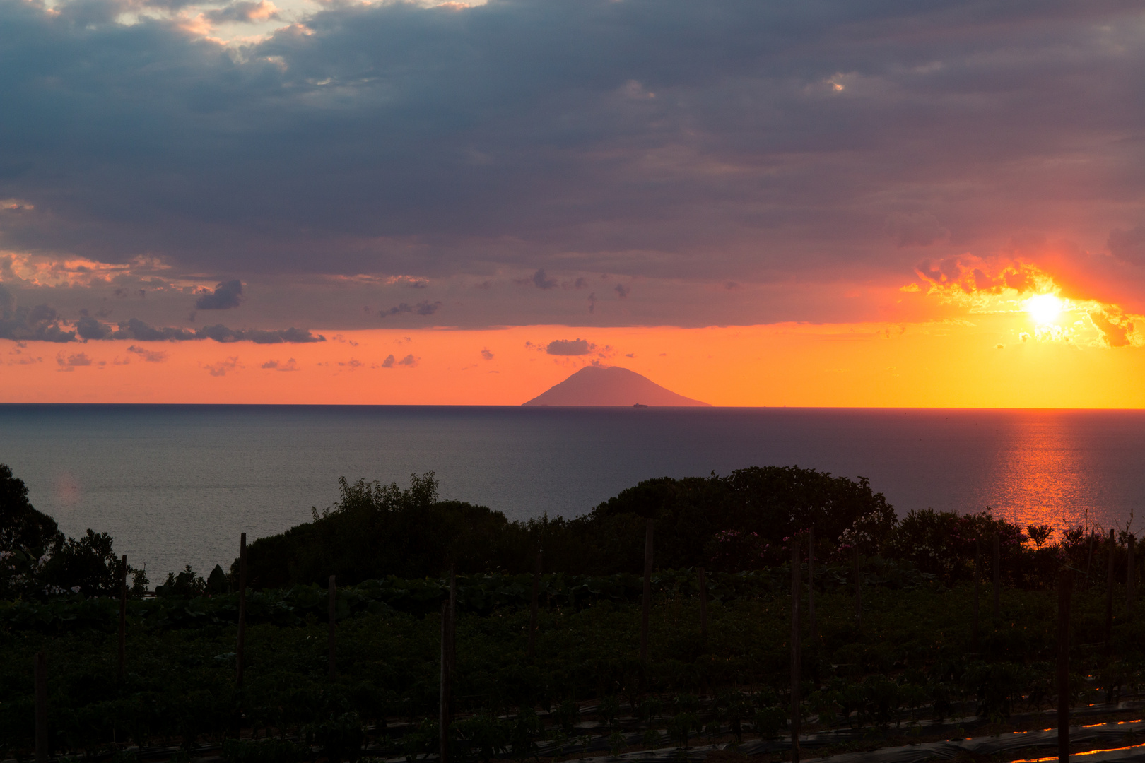 Stromboli bei Sonnenuntergang