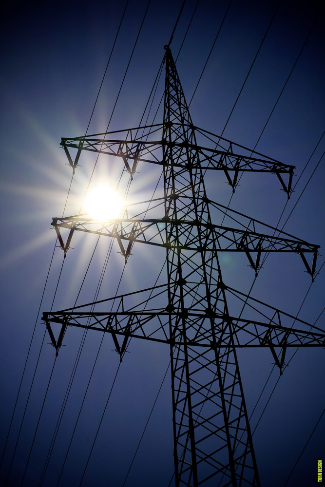 Strommast // Foto & Bild industrie und technik, energietechnik, hochspannungsmasten Bilder auf Strommast // Foto & Bild industrie und technik, energietechnik, hochspannungsmasten Bilder auf