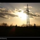 Strommast im Sonnenuntergang