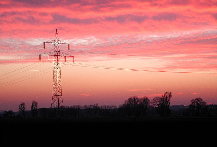 Strommast zur Abendstund