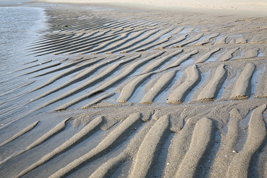 Strukturen am Strand bei Ebbe 1