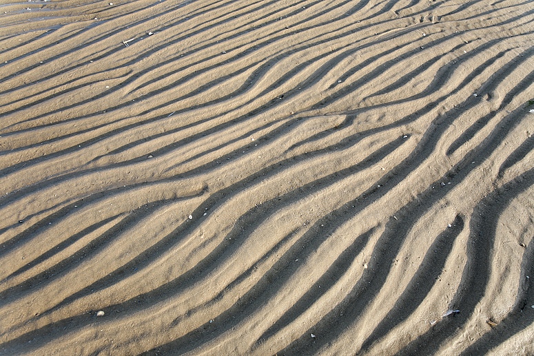 Strukturen am Strand bei Ebbe 2