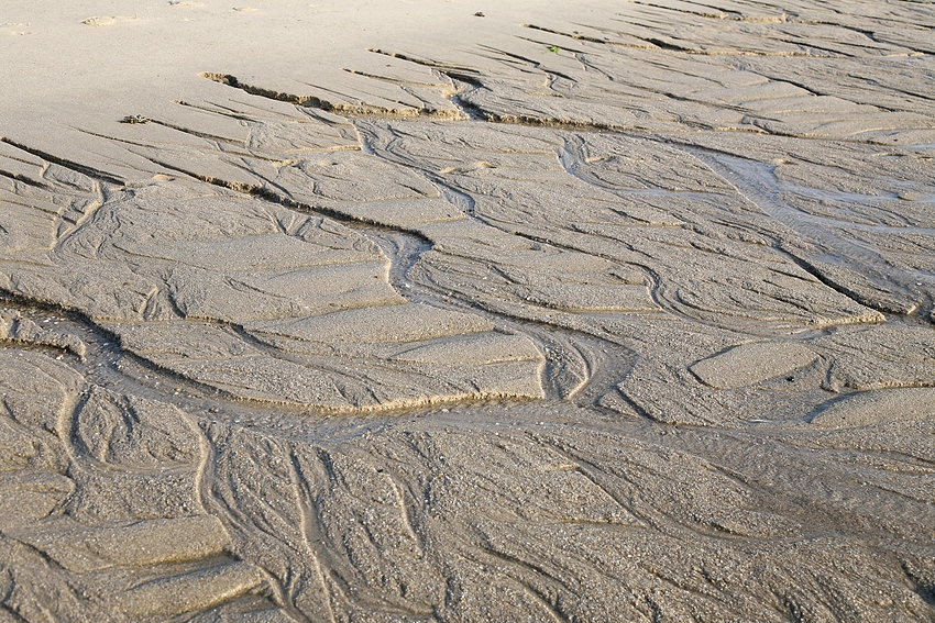 Strukturen am Strand bei Ebbe 4