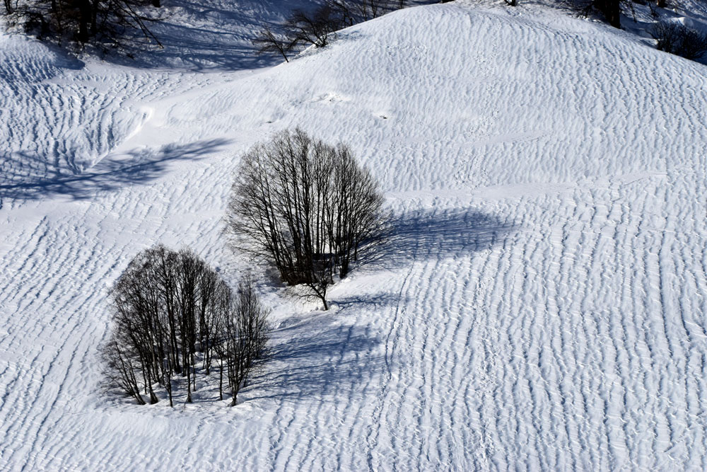 Strukturen im Schnee