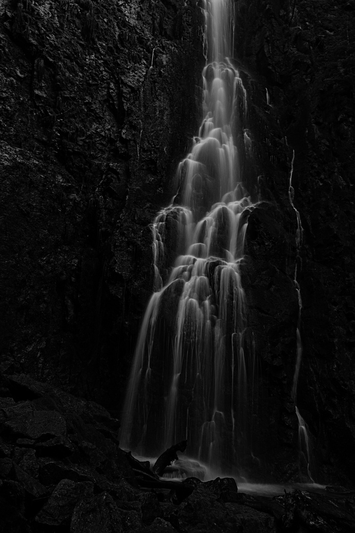 Strukturen im Wasserfall