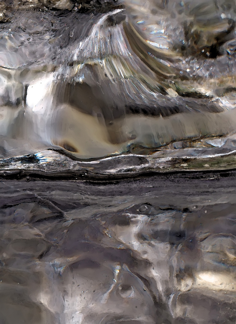 Strukturen und Muster im Inneren eines Eiszapfens. - La vie intérieure d'un glaçon!