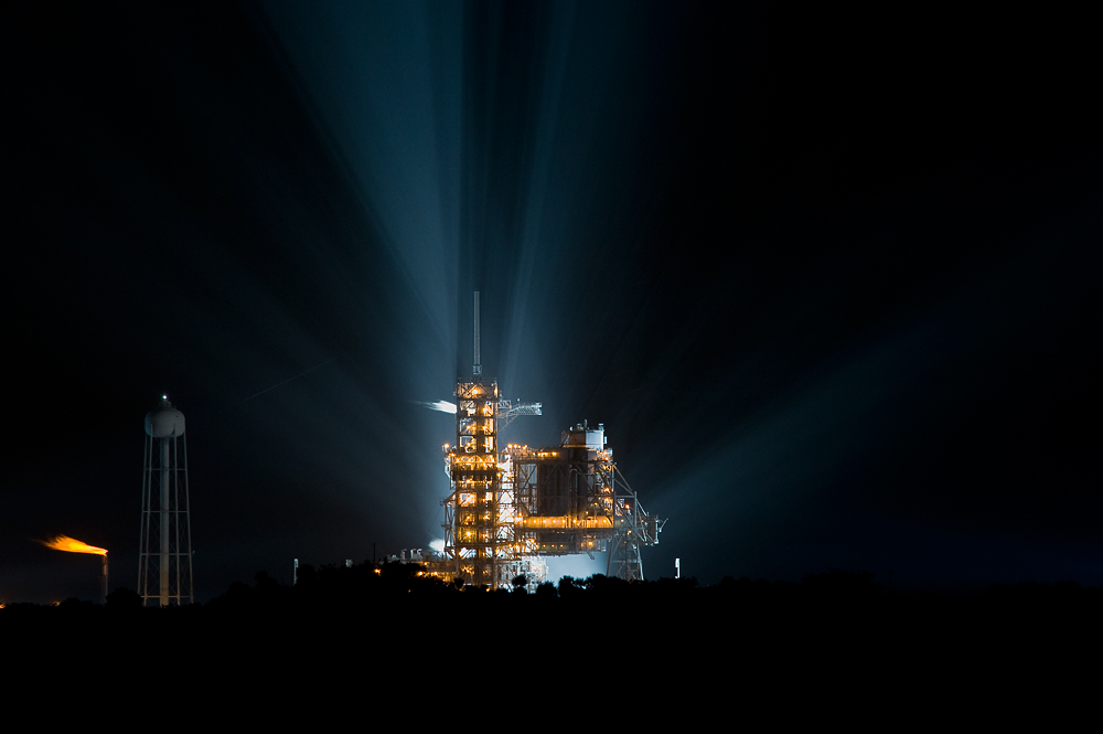 STS-126 Endeavour - last night launch in shuttle program