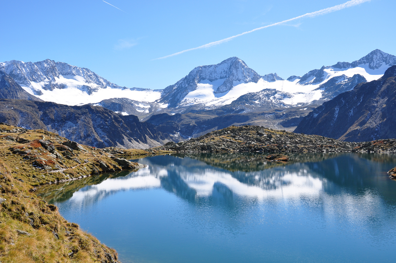 Stubaier Gletscher (Tirol) an einem schönen Herbsttag