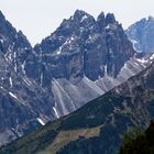 Stubaital -Pinistal im Vordergrund die Elfer Hütte