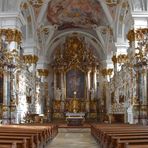 Studienkirche Mariä Himmelfahrt Blick zum Chor