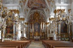 Studienkirche Mariä Himmelfahrt Blick zum Chor