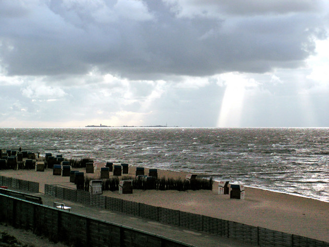 Stürmische Nordsee am Abend