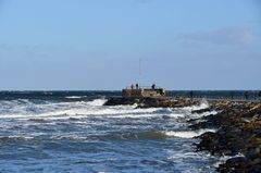 Stürmische Ostsee an der Warnemünder Westmole