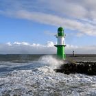 Stürmische See vor Warnemünde