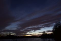 Stürmischer Abend am See