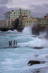 Stürmisches Wetter in Havanna - Malecon