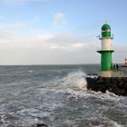 Stürmisches Wetter in Warnemünde am 11. Januar 2015