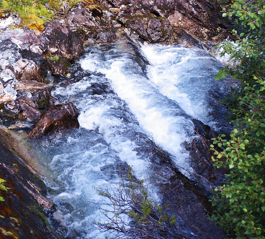 Stufiger Wasserfall