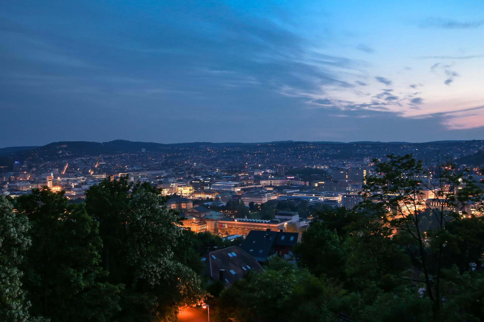 Stuggi by night