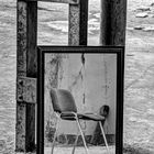 Stuhl im Spiegel 1
