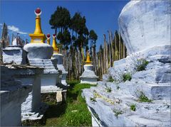 stupas at sangacholing monastery