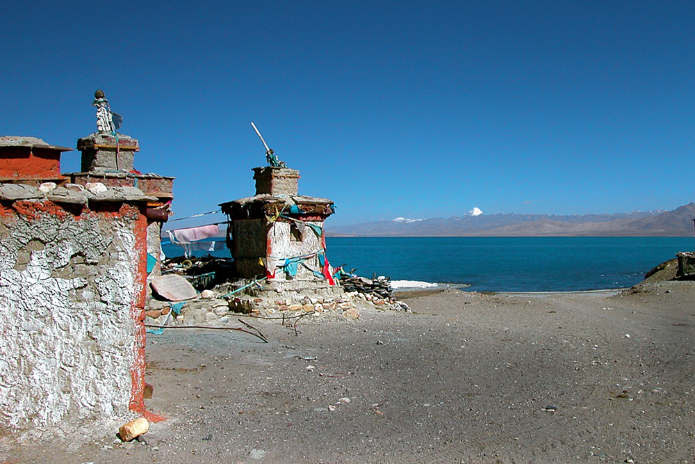 Stupas at the Seralung Gompa