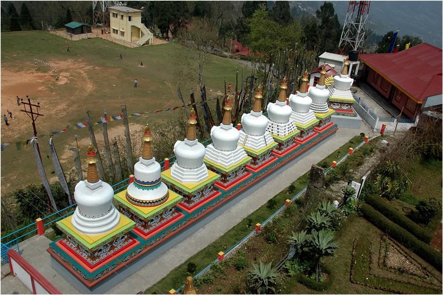 Stupas, auch Tschörten genannt