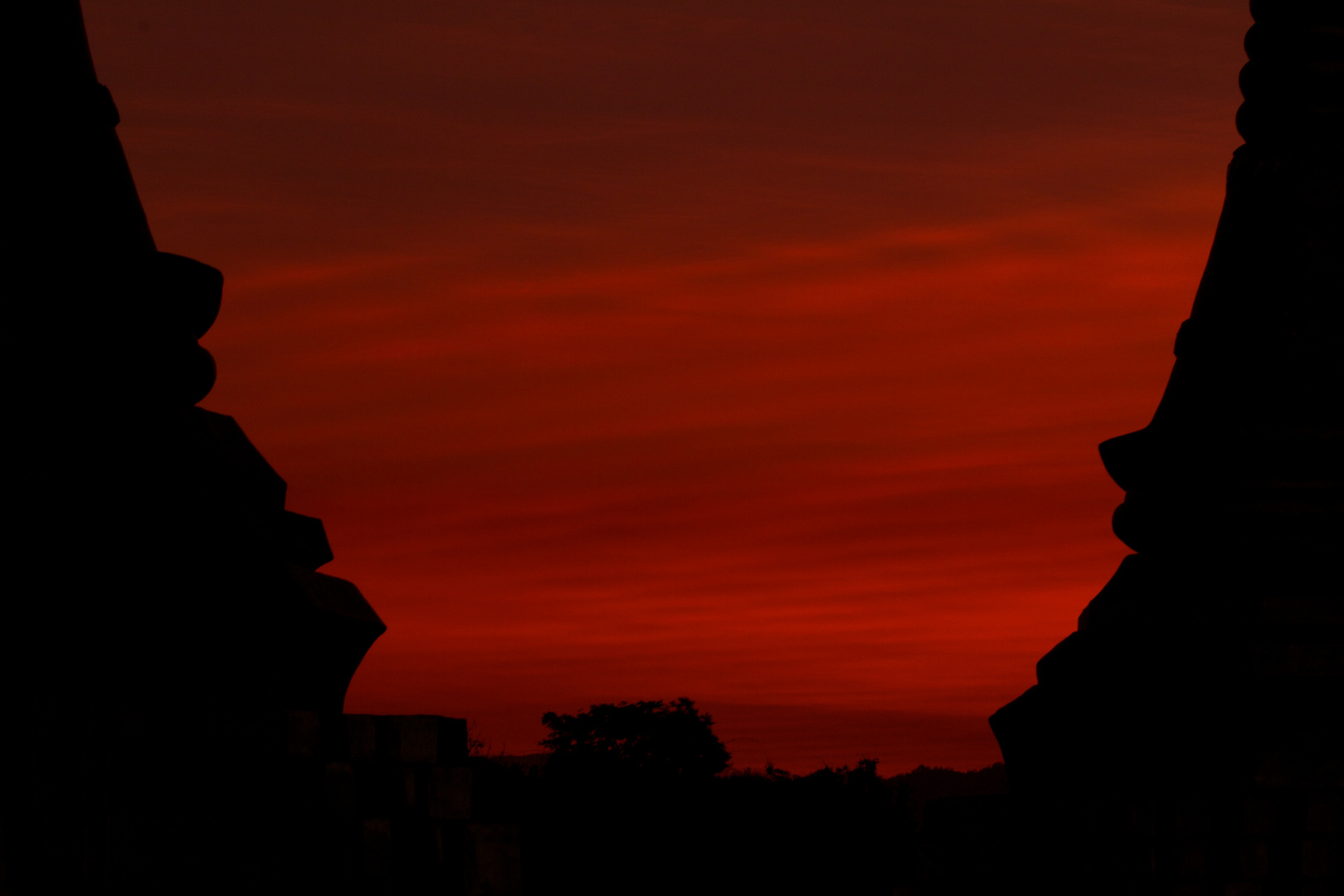 Stupas in Sangkhlaburi