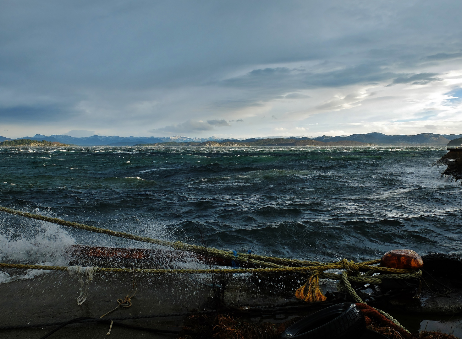 Sturm am Fjord (2)