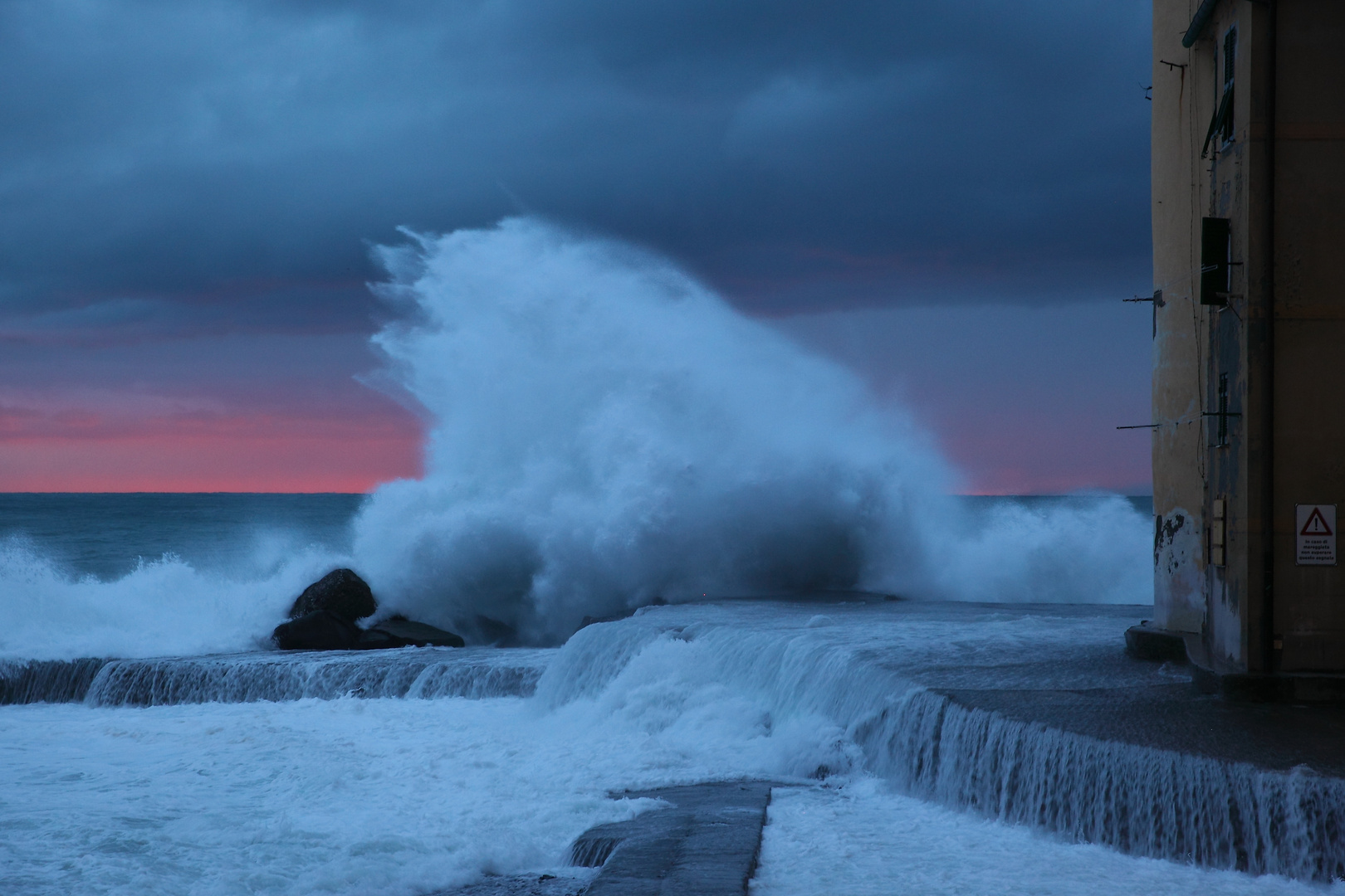 Sturm an der ligurischen Küste