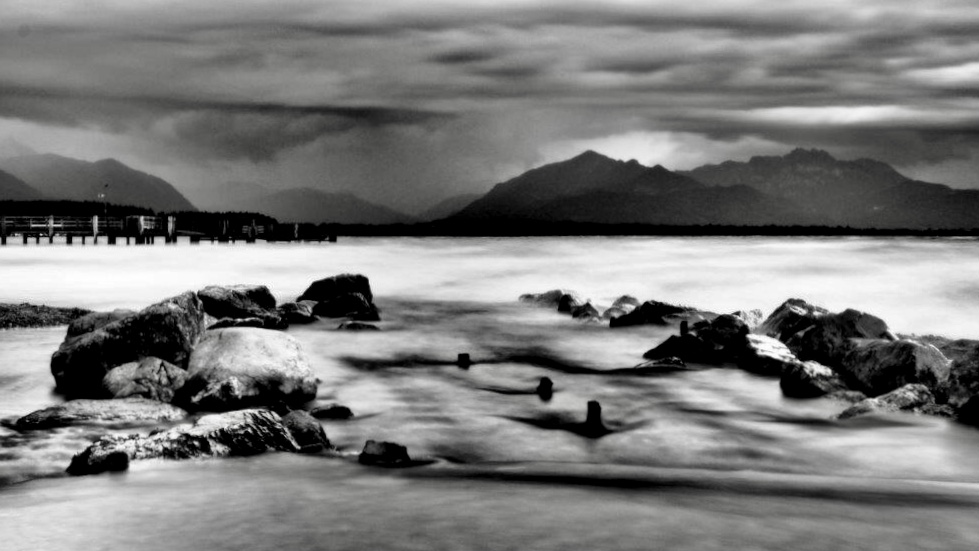 Sturm Chiemsee SW-Langzeit-Aufnahme 