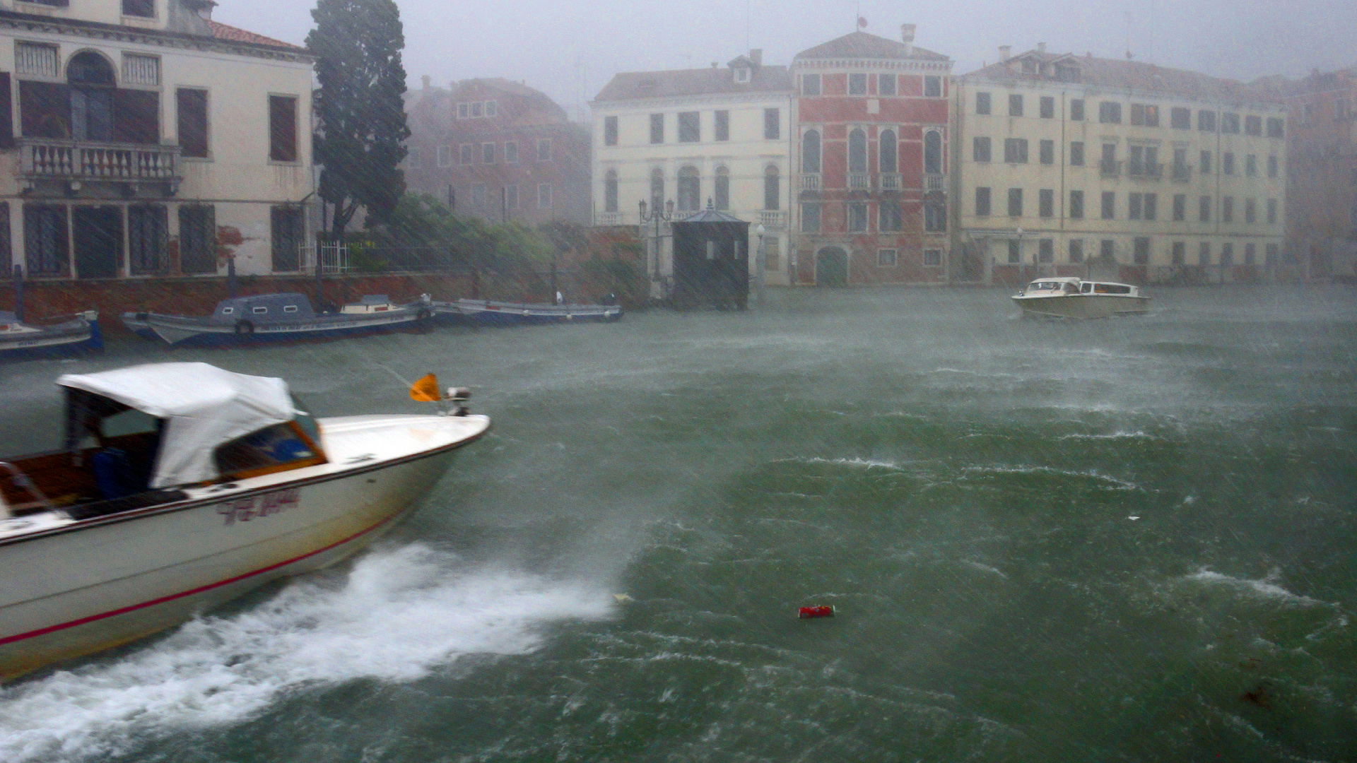 Sturm im Canale Grande