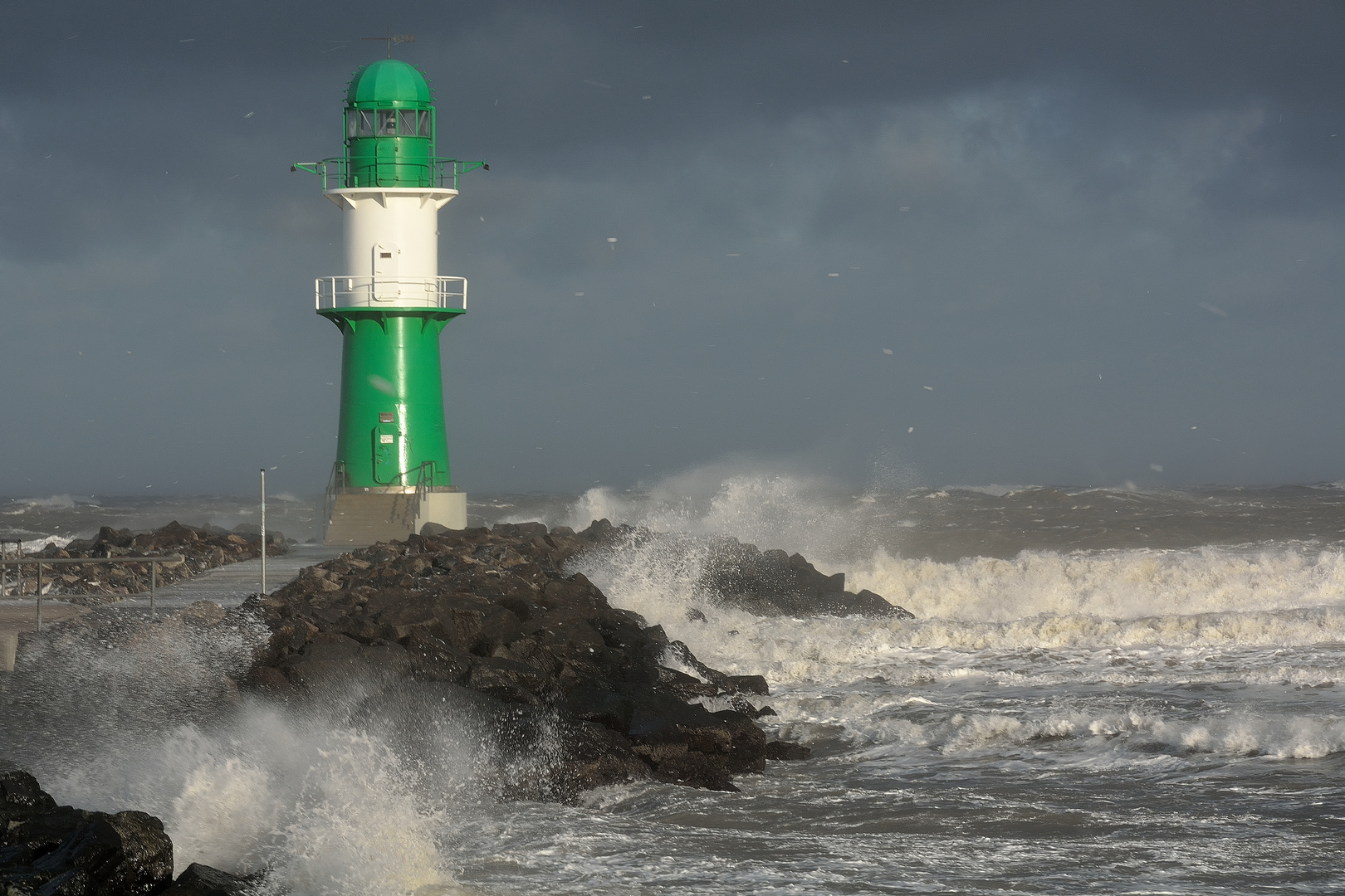 Sturm in Warnemünde 4