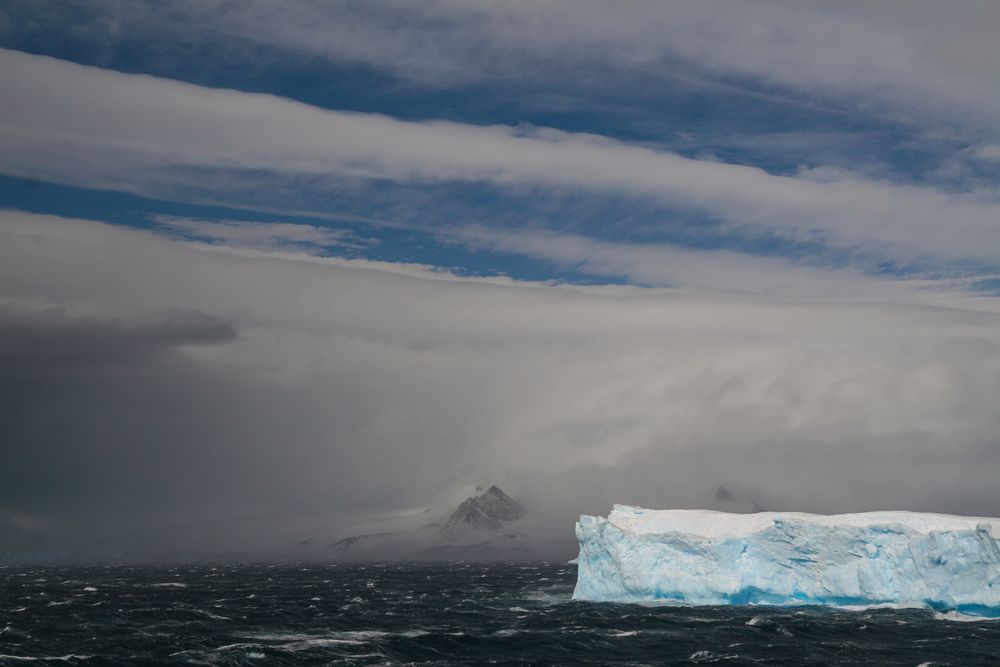 Sturm über dem antarktischen Sund