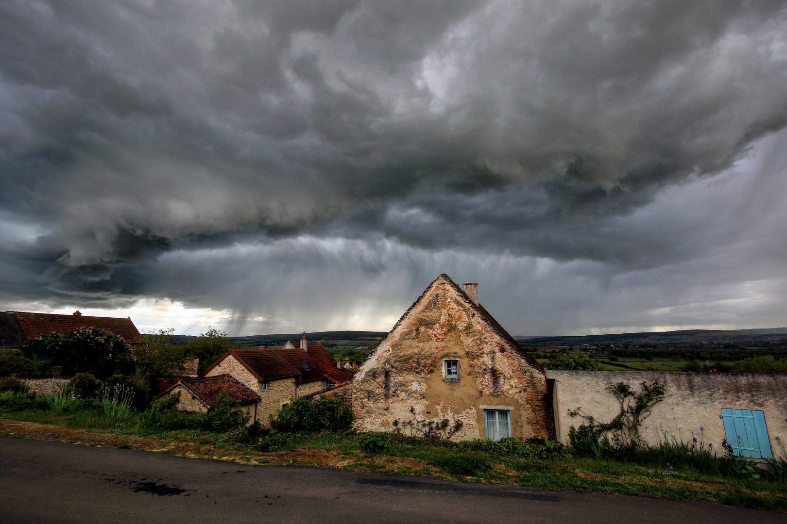 Sturm über der Auvergne (II)