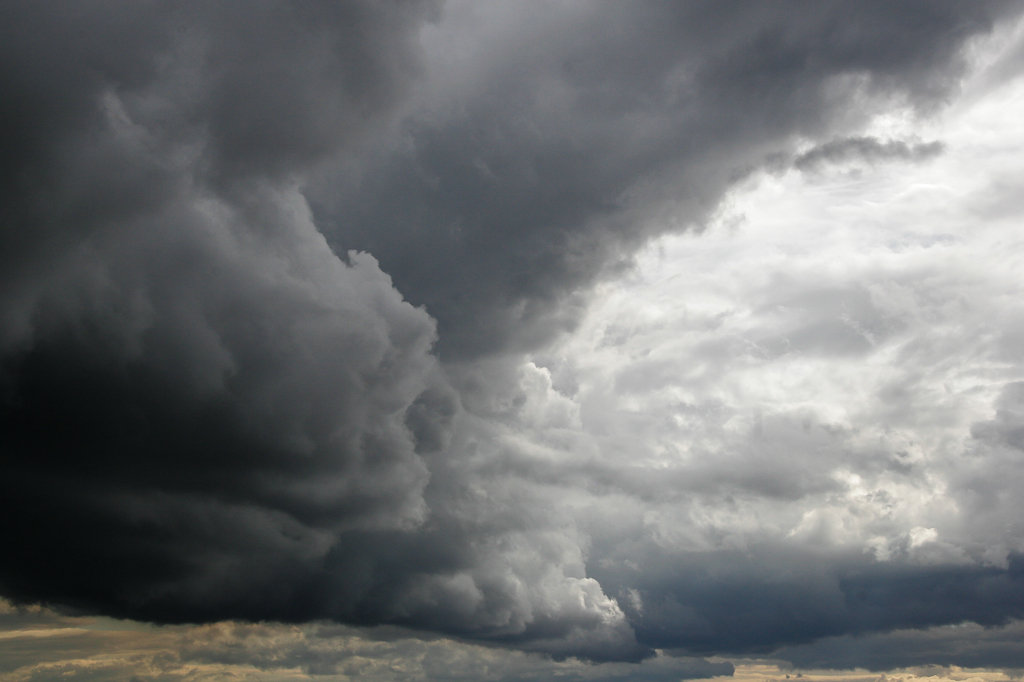 sturm zieht auf