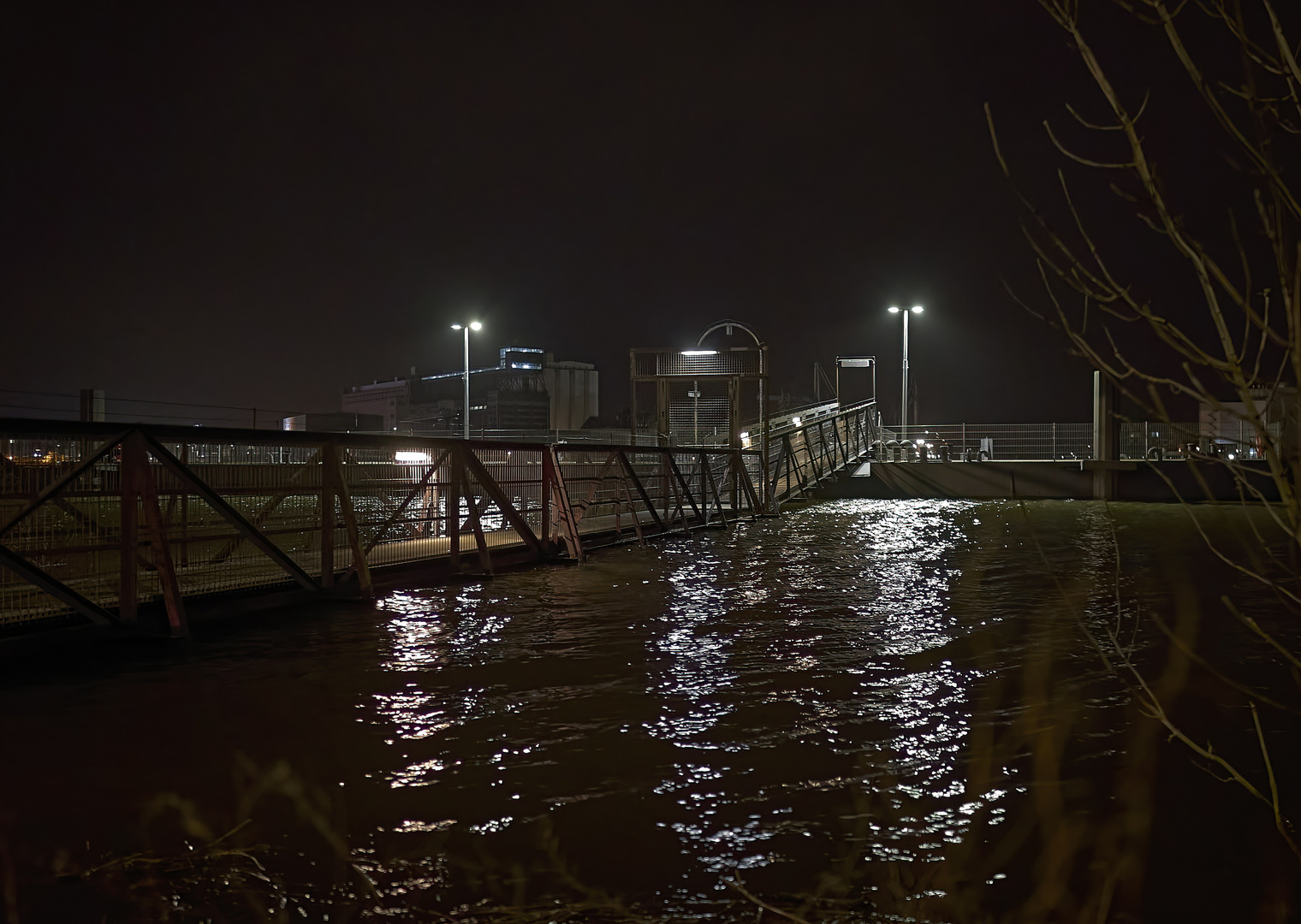 Sturmflut in Bremen bei Nacht 08