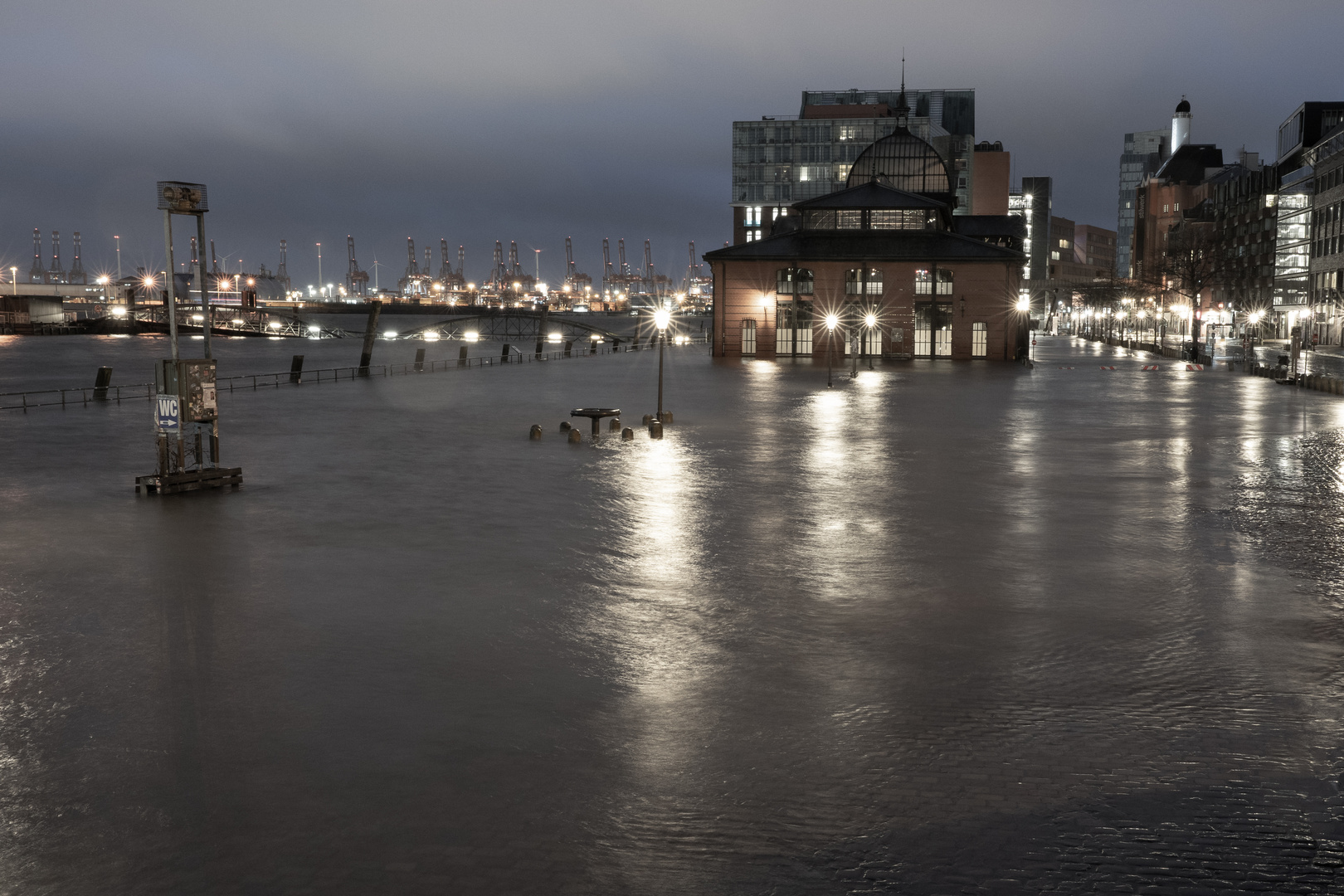 Sturmflut in Hamburg