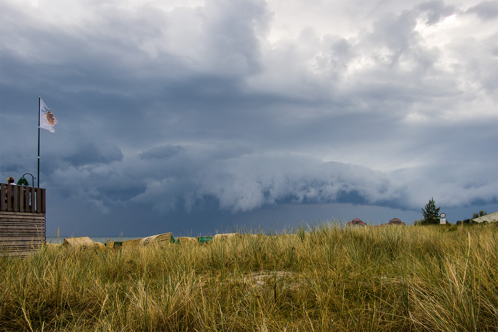 Sturmfront über dem Südstrand