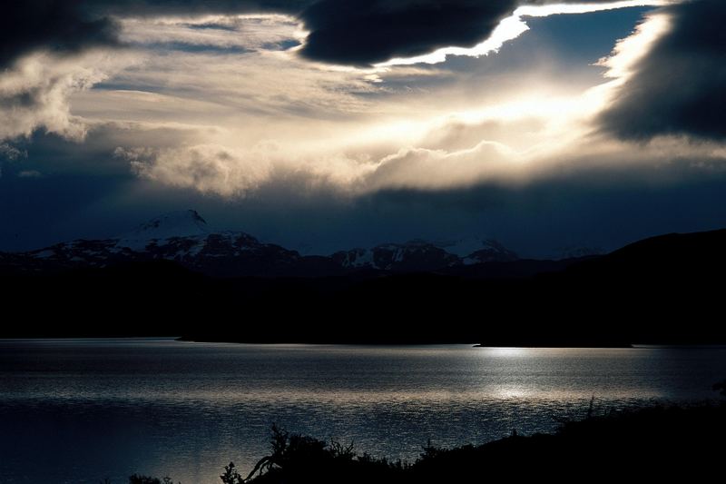 Sturmwolken über den Süd-Anden