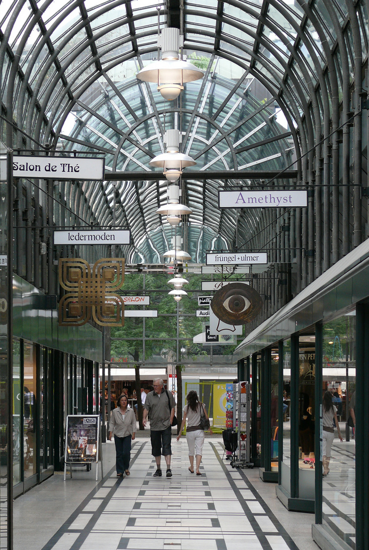 Stuttgart 2 - Calwer Passage