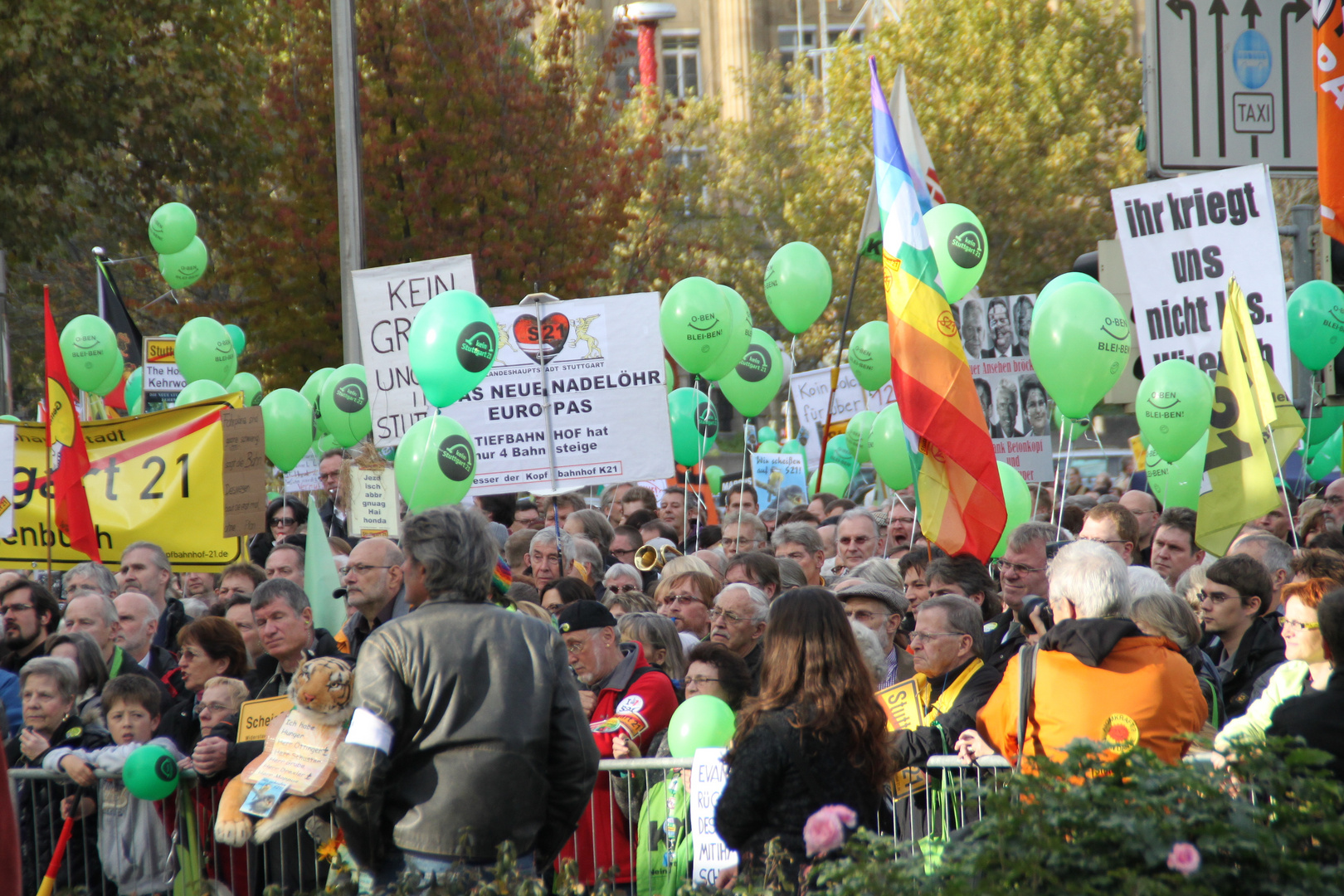 Stuttgart 30.11.2010 K21 Grossdemo AKTUELL +8FOTOS