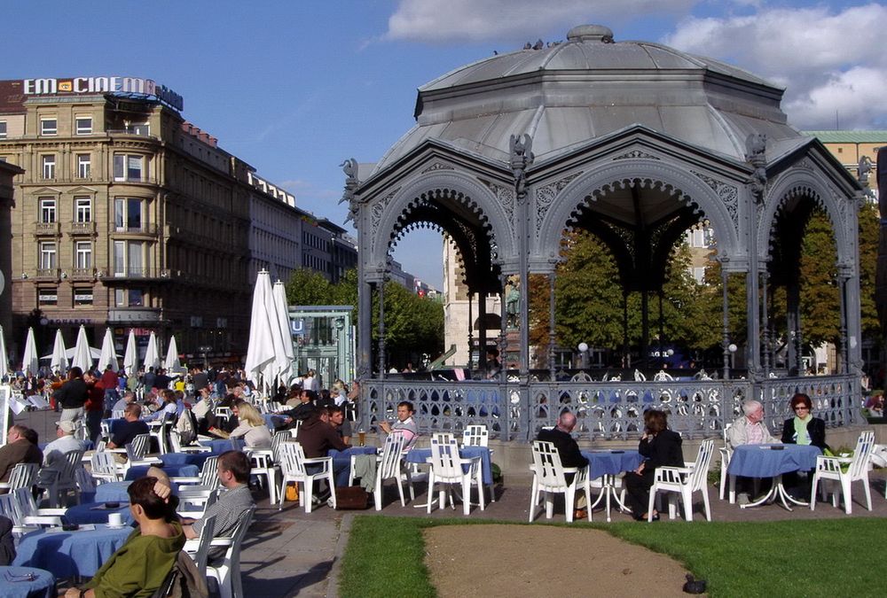 Stuttgart, am maurischen Pavillon