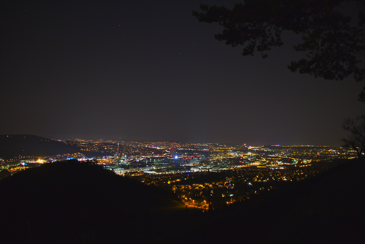 Stuttgart bei Nacht