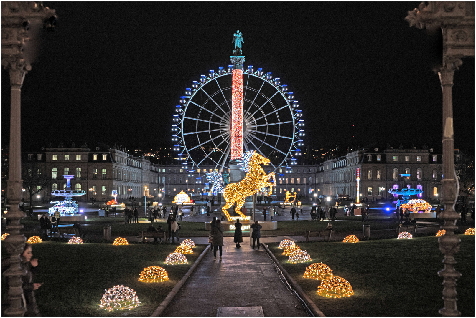 Stuttgart bei Nacht ## Neues Schloß mit Riesenrad ##