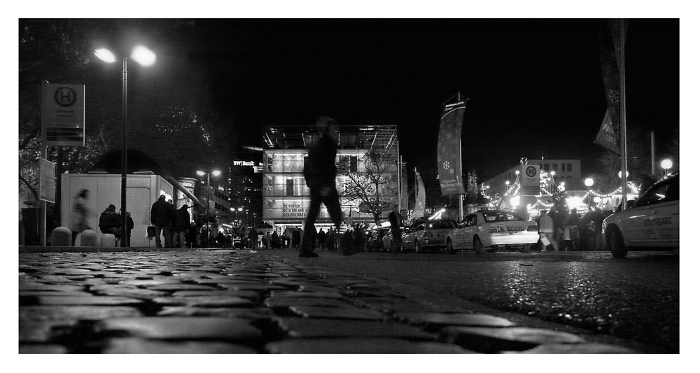 Stuttgart bei Nacht - Weihnachtsmarkt am Schlossplatz - 02.12.2007 (1)