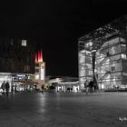 Stuttgart City leuchtet, auch in schwarz/weiss