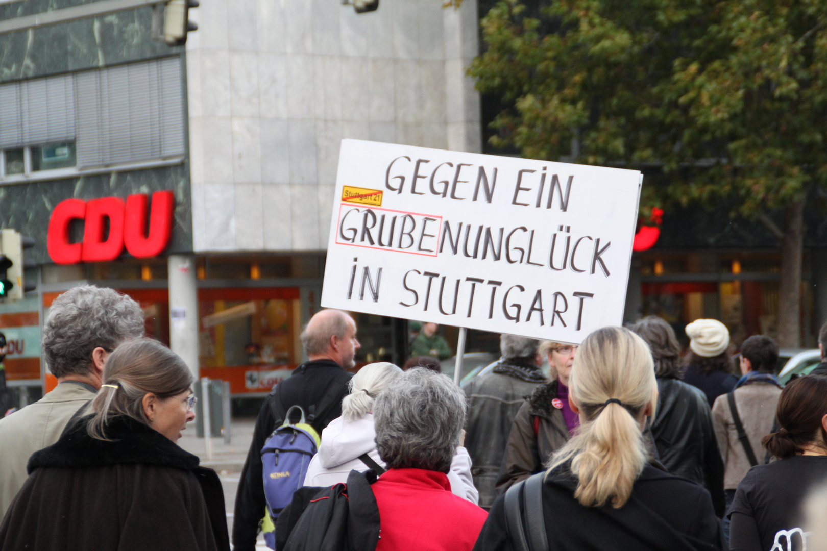 Stuttgart Demo AKTUELL Sa 30.10.10 Plakat